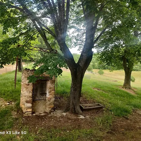 A La Ferme בית נופש *