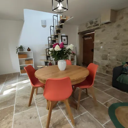 Ferienhaus A La Ferme Ongles