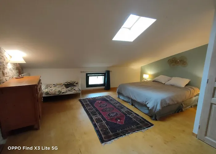 A La Ferme Holiday home Ongles